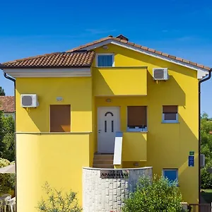 apartments-manuela.in-istria.net/