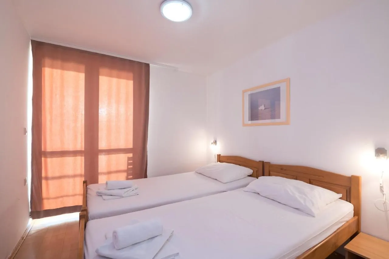 Hotel Rooms Roccia Novigrad