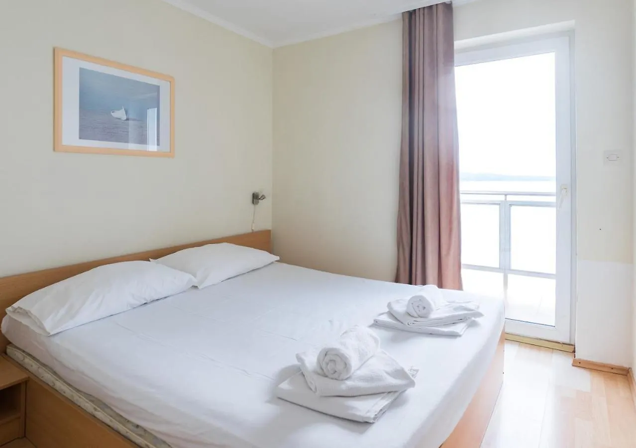 Hotel Rooms Roccia Novigrad