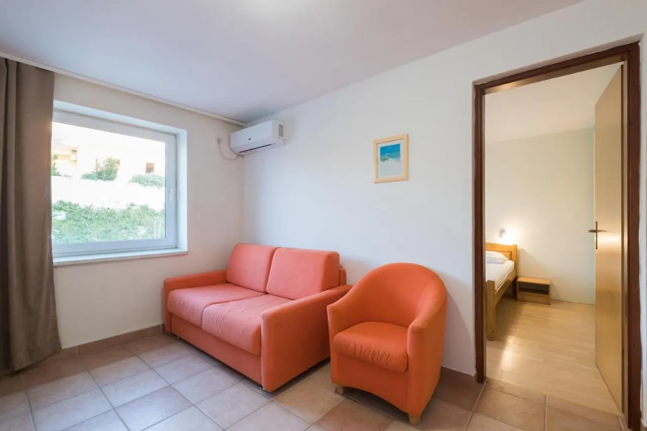 Hotel Rooms Roccia Novigrad  Croazia